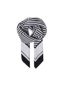 Jenny Fairy Apaszka 4W4-002-SS23 Biały. Białe apaszki i chusty Jenny Fairy, bez wzorów, z poliesteru. Za 33,99 zł.