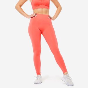 Legginsy fitness damskie Domyos Push Up. Czerwone legginsy DOMYOS, bez wzorów, z elastanu. W wyprzedaży za 79,99 zł.