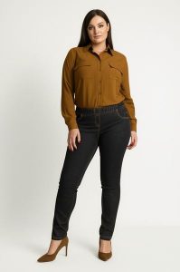 Eleganckie grafitowe spodnie Jeangaliny01 o kroju slim fit PLUS SIZE XXL OVERSIZE JESIEŃ. Szare spódnice Moda Size Plus Iwanek, do pracy, na jesień, plus size, bez wzorów, z bawełny, biznesowe, plus size. Za 199,90 zł.
