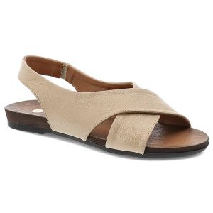 Sandały damskie Armodo, ze skóry naturalnej o ziarnistej fakturze szerokie zachodzące na siebie paski odkryty fason, beżowe, 40407. Brązowe sandały Armodo, bez wzorów, ze skóry, bez obcasa, bez zapięcia. Za 309,00 zł.