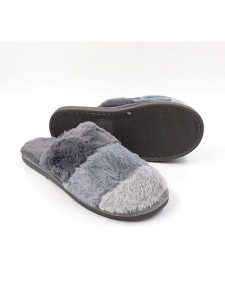 Confly Kapcie w kolorze szarym rozmiar: 36/37. Szare kapcie Confly, bez wzorów. Za 56,66 zł.