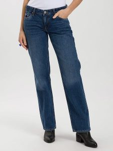 Cross Jeans Dżinsy - Comfort fit - w kolorze granatowym rozmiar: W31/L32. Niebieskie jeansy Cross Jeans, z aplikacjami, z bawełny. Za 114,17 zł.