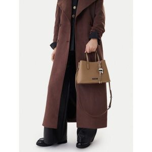 Torebka KARL LAGERFELD. Brązowe torebki klasyczne KARL LAGERFELD, bez wzorów, bez dodatków. Za 628,99 zł.