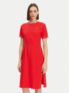 Lacoste Sukienka codzienna EF9988 Czerwony Slim Fit. Czerwone kombinezony Lacoste, bez wzorów, z bawełny, bez kołnierzyka, bez ramiączek. Za 349,99 zł.