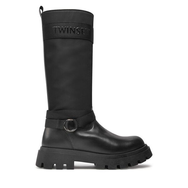 Kozaki TWINSET. Czarne kozaki Twinset, bez wzorów, bez obcasa, na płaskiej podeszwie, bez zapięcia. Za 669,99 zł.