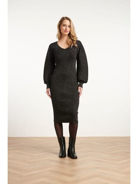 Smashed Lemon Sukienka dzianinowa w kolorze czarnym rozmiar: L. Czarne sukienki Smashed Lemon, l, bez wzorów, z dzianiny, bez kołnierzyka, bez ramiączek, midi. Za 156,98 zł.