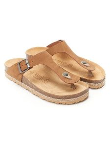 Mandel Japonki "Blanca" w kolorze jasnobrązowym rozmiar: 41. Brązowe klapki Mandel, bez wzorów, bez obcasa. Za 130,99 zł.