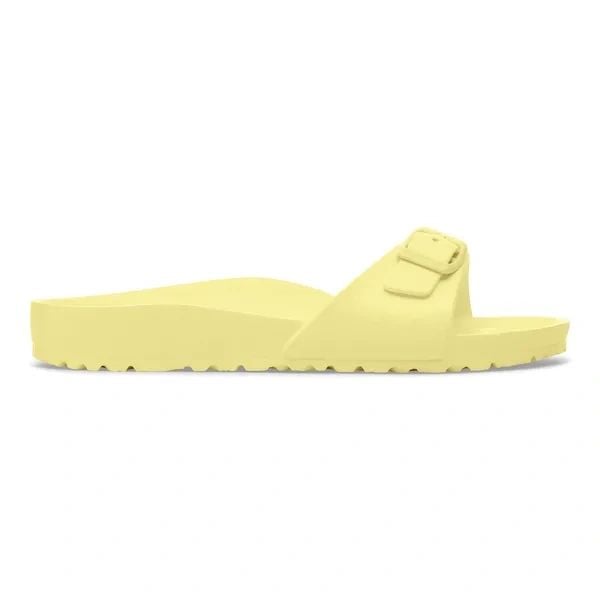 BIRKENSTOCK Madrid EVA Popcorn Klapki damskie. Żółte klapki Birkenstock, bez wzorów, bez obcasa. Za 179,99 zł.