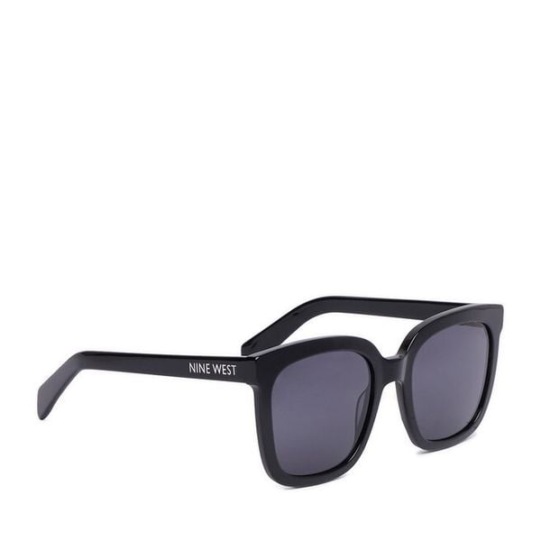 Okulary przeciwsłoneczne Nine West. Czarne okulary przeciwsłoneczne Nine West. Za 149,99 zł.