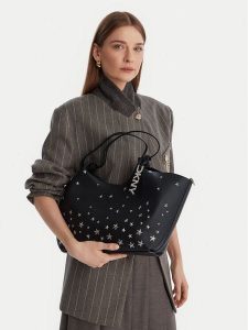 DKNY Torebka R54AQE49 Czarny. Czarne torebki klasyczne DKNY, bez wzorów, ze skóry, bez dodatków. Za 670,99 zł.