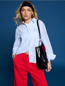 Koszula w paski - wielobarwny. Koszule Sinsay, l, bez wzorów, bez kołnierzyka, bez ramiączek. Za 49,99 zł.