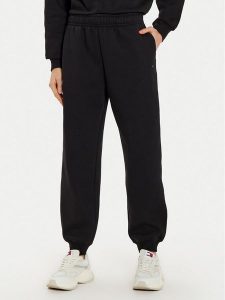 Tommy Hilfiger Spodnie dresowe Essential WW0WW45966 Czarny Regular Fit. Czarne spodnie dresowe TOMMY HILFIGER, xl, bez wzorów, z bawełny. Za 299,99 zł.