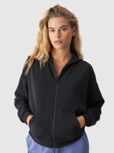 4F Bluza dresowa rozpinana z modalem damska - czarna L. Czarne bluzy 4f, l, bez wzorów, z dresówki, z kapturem. W wyprzedaży za 79,99 zł.