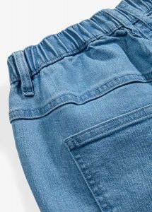 Dżinsy Mom, High Wwaist, ze stretchem. Niebieskie jeansy bonprix, bez wzorów, z jeansu. Za 119,99 zł.