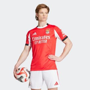 Koszulka piłkarska Benfica 25/26 domowa. Bluzki ADIDAS, xl, bez wzorów, sportowe, bez kołnierzyka, bez ramiączek. Za 399,99 zł.