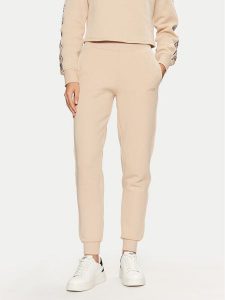 Guess Bluza V3BQ16 KB3P2 Beżowy Regular Fit. Brązowe bluzy Guess, xxs, z aplikacjami, z syntetyku, bez kaptura. Za 229,99 zł.