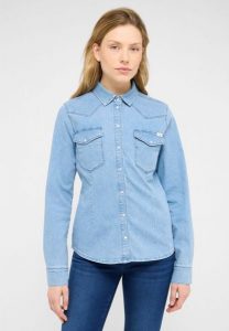 Damska Koszula Mustang Style Cody Denim Shirt Denim Blue 1016935 5000 400. Niebieskie koszule Mustang, xs, bez wzorów, z denimu, bez kołnierzyka, bez ramiączek. Za 199,99 zł.