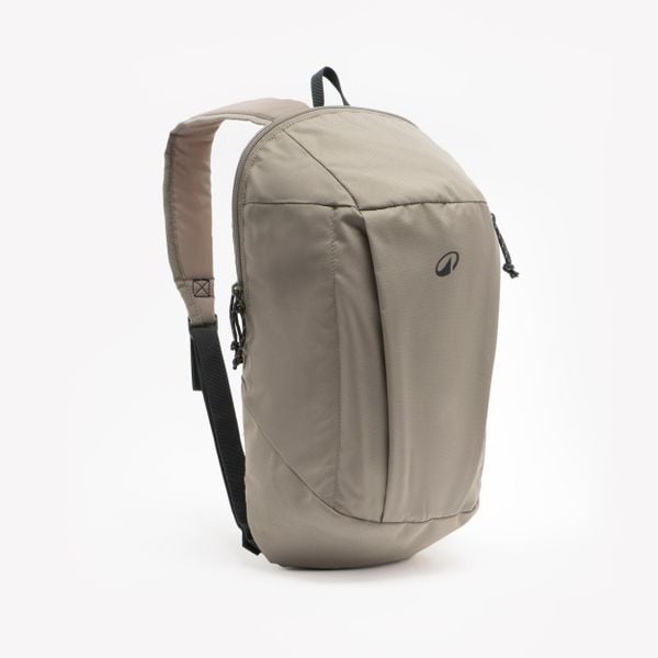 Plecak turystyczny Quechua Arpenaz 50 10 litrów. Brązowe plecaki QUECHUA. Za 14,99 zł.