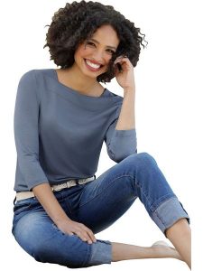 Heine Koszulka w kolorze niebieskim rozmiar: 40. Niebieskie bluzki Heine, bez wzorów, bez kołnierzyka, bez ramiączek. Za 34,99 zł.