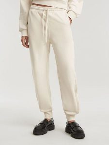 G-Star Spodnie dresowe w kolorze kremowym rozmiar: M. Brązowe spodnie dresowe G-Star, m, bez wzorów, z bawełny. Za 200,95 zł.