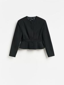 Krótka marynarka - czarny. Czarne marynarki i żakiety Reserved, l, bez wzorów, z tkaniny. Za 249,99 zł.