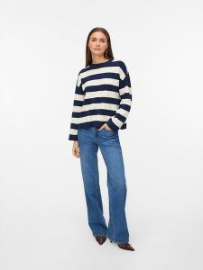 Vero Moda Sweter w kolorze granatowo-kremowym rozmiar: XXL. Brązowe swetry oversize Vero Moda, xxl, bez wzorów, bez ramiączek. Za 101,23 zł.