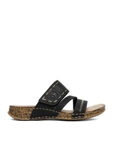 Rieker Klapki 61150-01 Czarny. Czarne klapki Rieker, bez wzorów, ze skóry, bez obcasa. Za 249,99 zł.