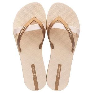 Japonki damskie Ipanema Kirei. Czarne klapki Ipanema, bez wzorów, z materiału, bez obcasa. Za 69,99 zł.