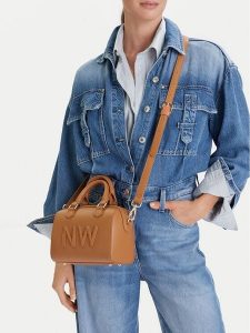 Nine West Torebka EO-Lira II-LX20085 Brązowy. Brązowe torebki klasyczne Nine West, bez wzorów, z materiału, bez dodatków. Za 269,99 zł.