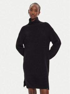 Calvin Klein Jeans Sukienka dzianinowa Chunky J20J224662 Czarny Loose Fit. Czarne kombinezony Calvin Klein Jeans, m, bez wzorów, z bawełny, bez kołnierzyka, bez ramiączek. Za 329,99 zł.