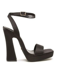 DeeZee Sandały LS5878-01 Czarny. Czarne sandały DeeZee, bez wzorów, z materiału, bez obcasa, na słupku, bez zapięcia. Za 179,99 zł.