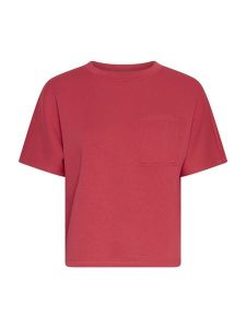MOSS COPENHAGEN Koszulka "Harissa Ima" w kolorze czerwonym rozmiar: L/XL. Czerwone bluzki Moss Copenhagen, l, bez wzorów, z wiskozy, klasyczne, bez kołnierzyka, bez ramiączek. Za 153,71 zł.