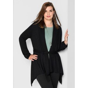 Kardigan w kolorze czarnym. Swetry oversize marki Sheego. W wyprzedaży za 113,95 zł.