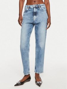 Hugo Jeansy 50519919 Niebieski Mom Fit. Niebieskie jeansy Hugo, bez wzorów, z bawełny. Za 649,99 zł.