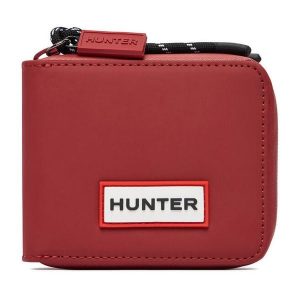 Portfel Hunter. Czerwone portfele Hunter, bez wzorów. Za 59,99 zł.