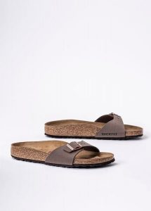 Birkenstock Madrid BFBC Klapki damskie brązowe. Brązowe klapki Birkenstock, bez wzorów, bez obcasa. Za 259,99 zł.