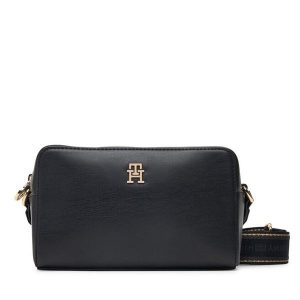 Torebka Tommy Hilfiger. Czarne listonoszki TOMMY HILFIGER, bez wzorów, bez dodatków. Za 409,99 zł.