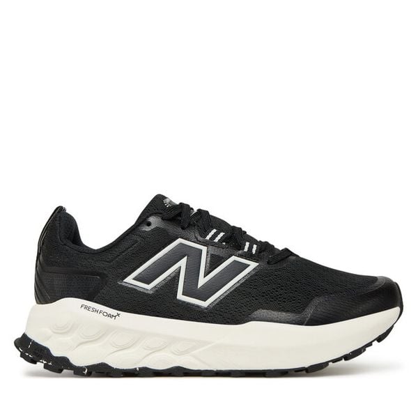 Buty do biegania New Balance. Czarne buty sportowe New Balance, bez wzorów, bez zapięcia, do biegania. Za 439,99 zł.