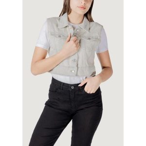 Kurtka Kobieta ONLY Onlbeverly Vest Tint Bleach Dnm Red Tai. Niebieskie kurtki ONLY, na lato, bez wzorów, z bawełny, bez kaptura. W wyprzedaży za 223,95 zł.