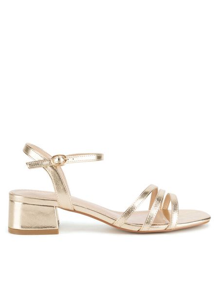 Clara Barson Sandały SXH3373A-29 Złoty. Żółte sandały Clara Barson, bez wzorów, z materiału, bez obcasa, na słupku, bez zapięcia. Za 99,99 zł.