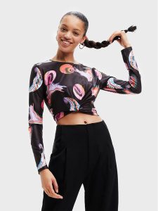 Desigual Bluzka MONSIEUR CHRISTIAN LACROIX Smile 22WWTK76 Czarny Slim Fit. Czarne bluzki Desigual, xs, bez wzorów, z syntetyku, bez kołnierzyka, bez ramiączek. Za 269,99 zł.