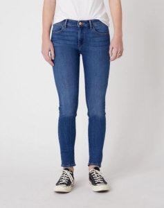 SPODNIE DAMSKIE WRANGLER SKINNY SOFT SKY W28KJB21K 112128278. Rurki Wrangler, z jeansu. Za 199,99 zł.