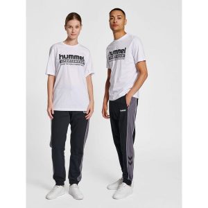 Jogging Hummel GC Julian. Czarne szorty Hummel, bez wzorów, z dresówki, sportowe. W wyprzedaży za 240,25 zł.