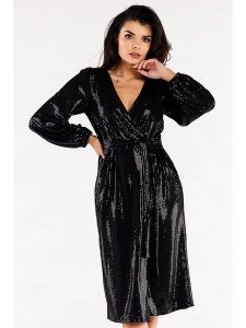 Awama Sukienka w kolorze czarnym rozmiar: XL. Czarne sukienki Awama, na co dzień, xl, bez wzorów, bez kołnierzyka, bez ramiączek, midi, proste. Za 194,99 zł.