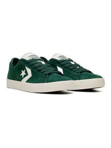 Converse Skórzane sneakersy "Vulc Pro" w kolorze zielonym rozmiar: 38,5. Zielone trampki Converse, bez wzorów, bez zapięcia. Za 307,46 zł.