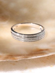 DIAMANTA Złoty pierścionek "Athéna" z diamentami rozmiar: 56. Szare pierścionki DIAMANTA, z diamentem, złote. Za 1 569,95 zł.