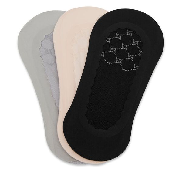 Stopki Nine West. Skarpetki Nine West, bez wzorów. Za 39,99 zł.