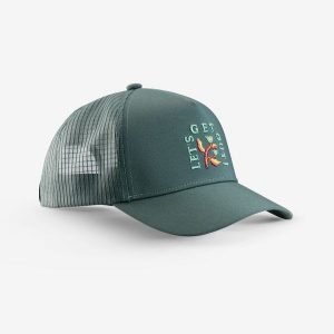 Czapka turystyczna Quechua Trucker 500. Zielone czapki FORCLAZ, bez wzorów, z elastanu. Za 29,99 zł.