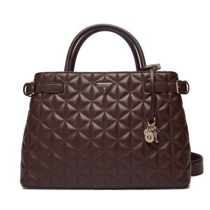 Torebka Guess. Brązowe kuferki Guess, z aplikacjami, bez dodatków. Za 679,99 zł.