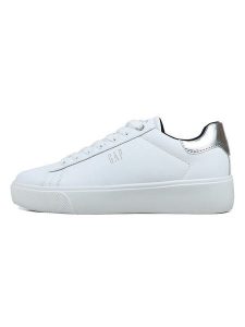 GAP Sneakersy "Cary" w kolorze srebrno-białym rozmiar: 38. Białe trampki GAP, bez wzorów, bez zapięcia. Za 127,35 zł.